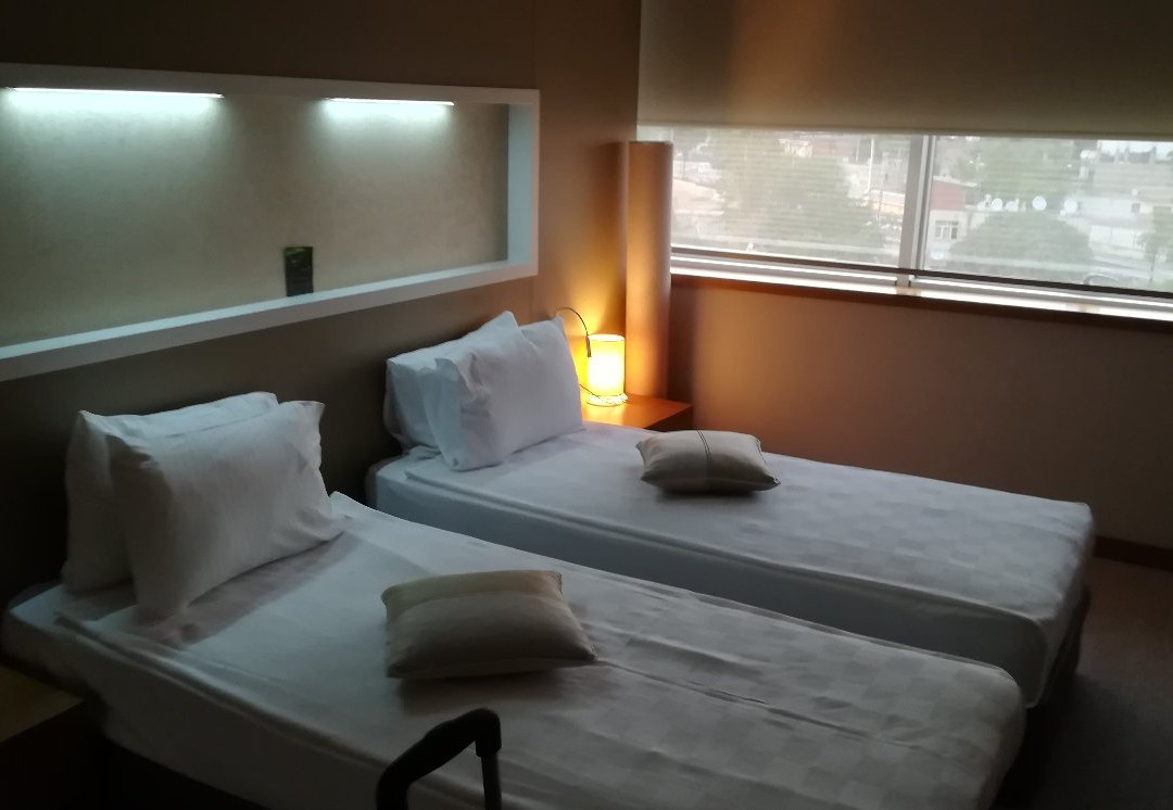 Majura Hotel Business主图