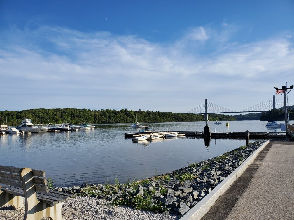 Bucksport Waterfront Walkway景点图片