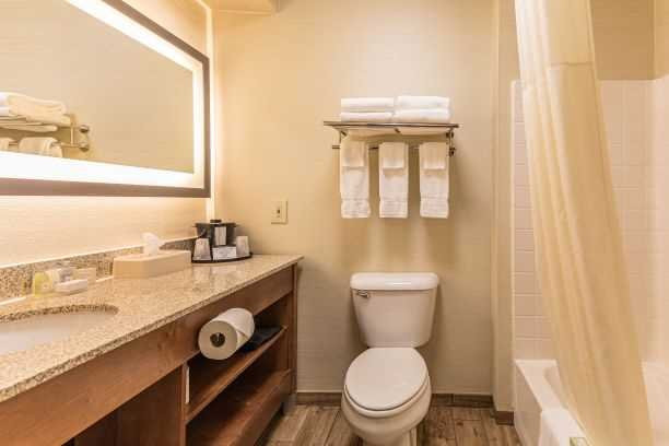 Coshocton Village Inn & Suites主图