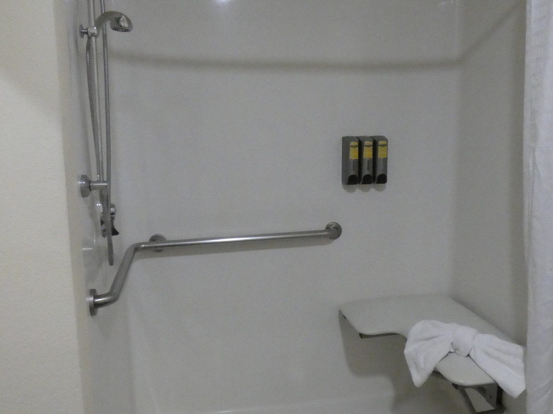 Best Western Plus Wendover Inn主图