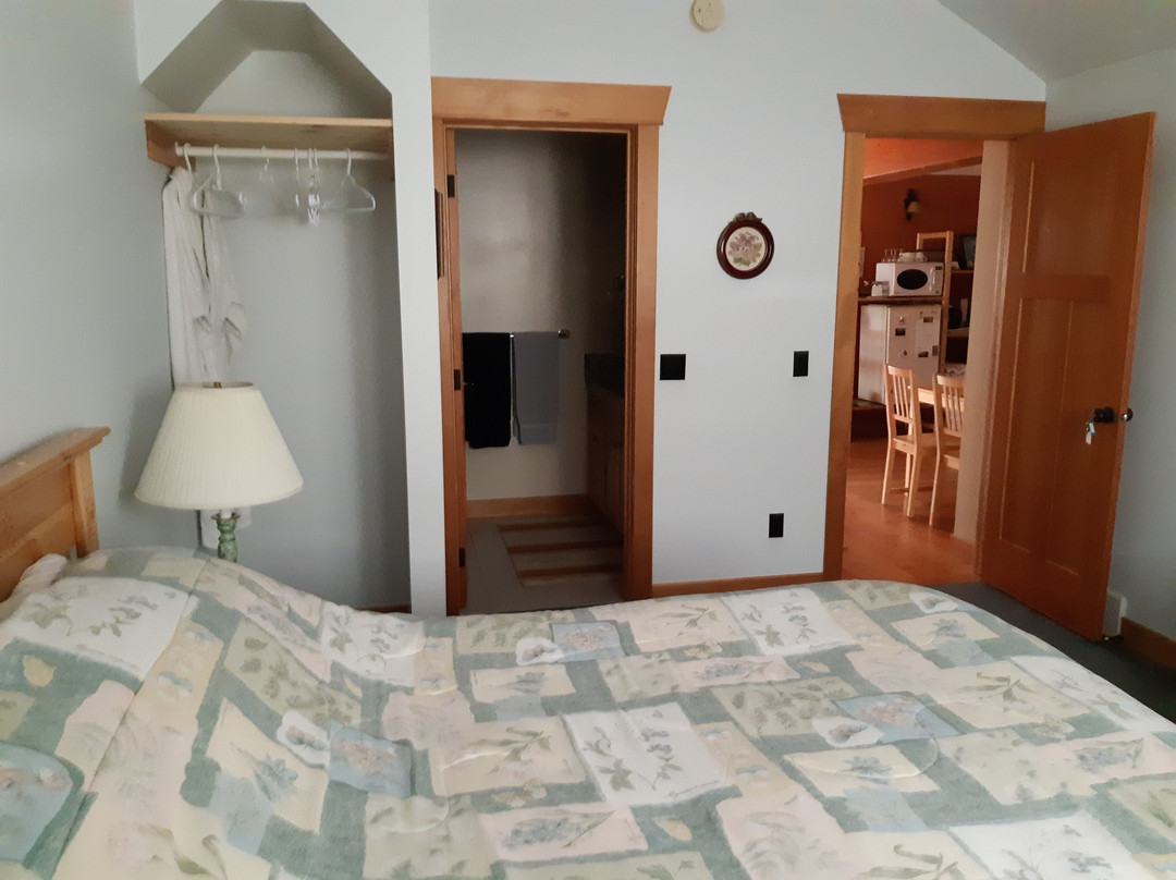 Chalet in the Rockies Bed & Bye主图