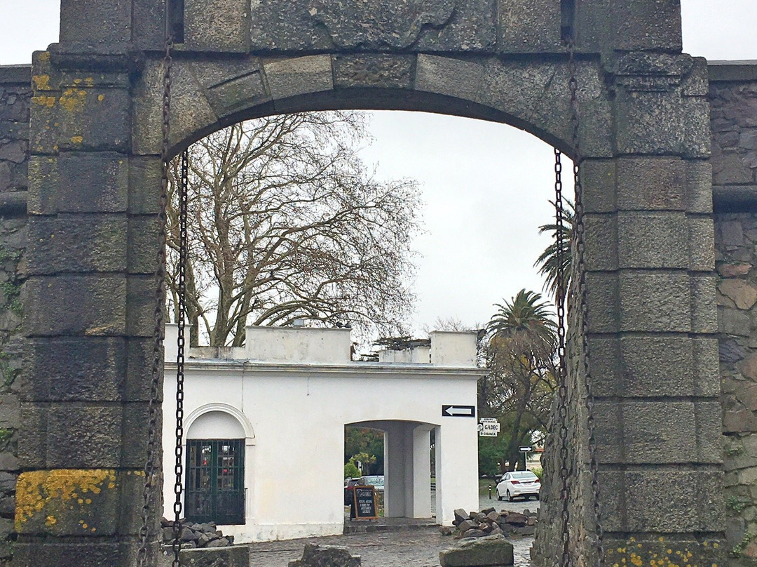 Porton de Campo-科洛尼亚·德尔萨克拉门托城必去景点