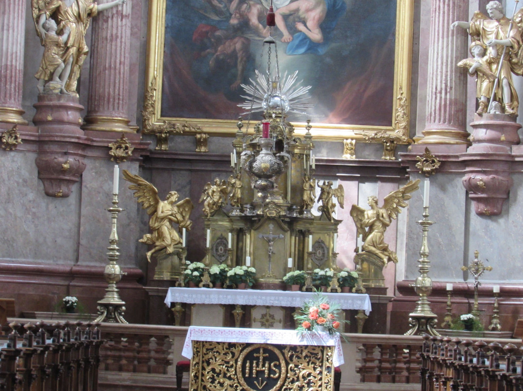 Michaelerkirche-施泰尔必去景点