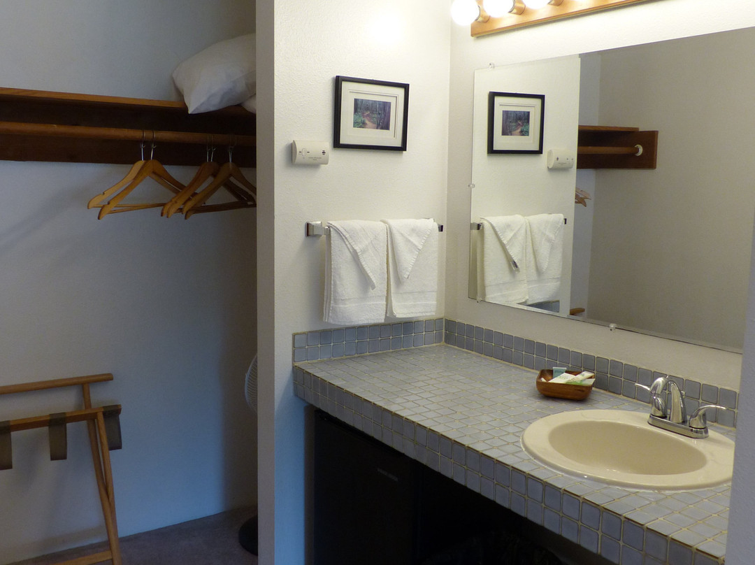 Rain Forest Resort Village主图