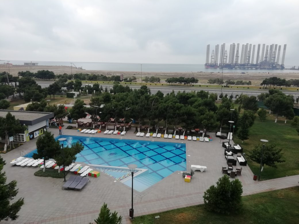 HomeBridge Hotel Apartments主图