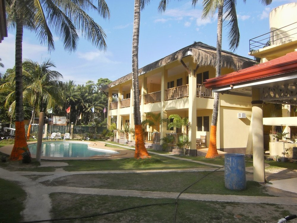 菲律宾落日逸景度假村酒店主图