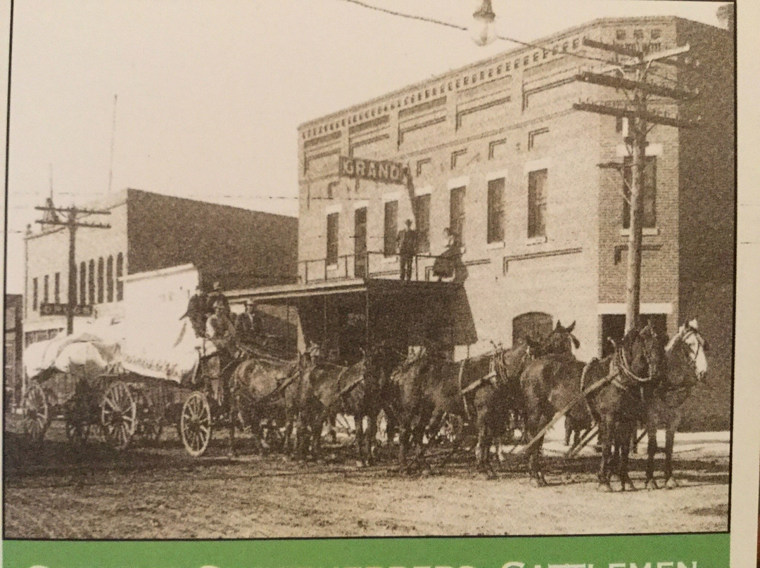 The Grand Hotel Big Timber主图