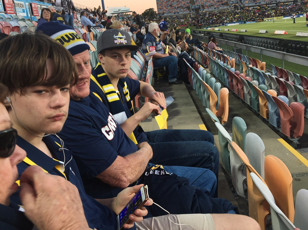 1300SMILES Stadium-汤斯维尔必去景点