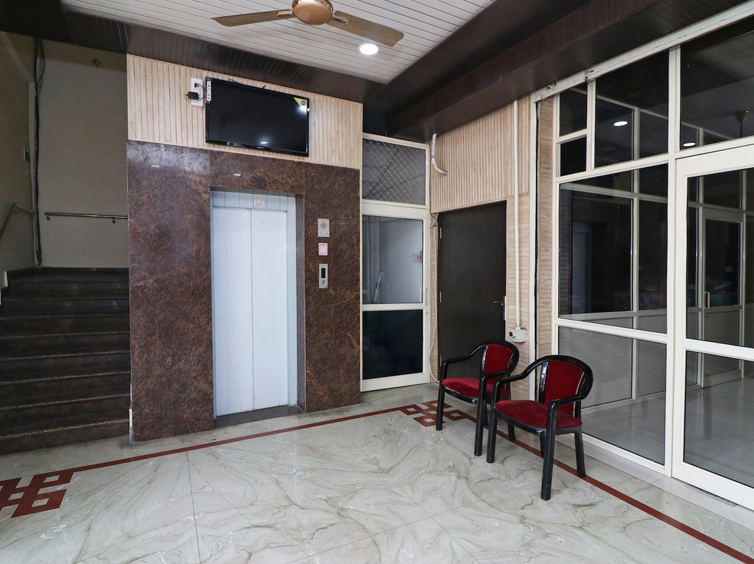 SPOT ON14161 Hotel Asdr主图