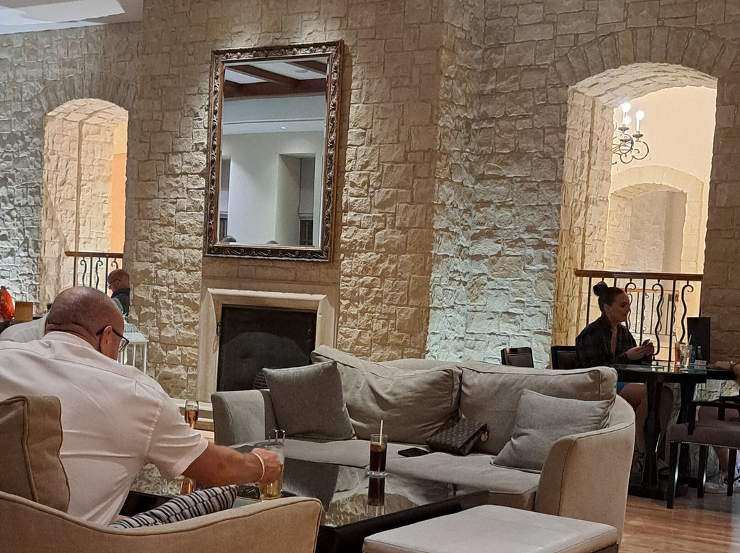 The Carob Lounge-帕福斯必去景点