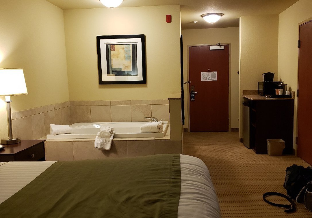 Cobblestone Inn and Suites - Carrington主图