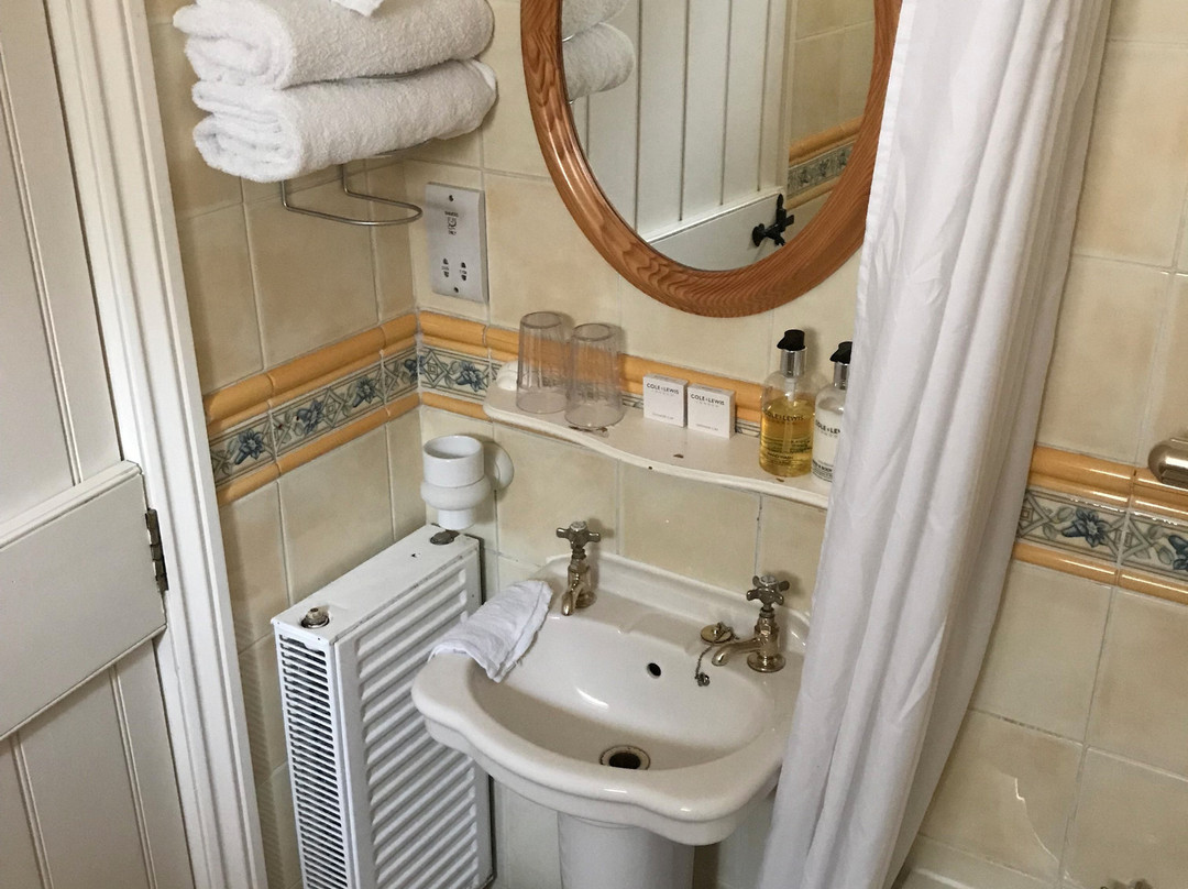 The Castle Arms Inn主图