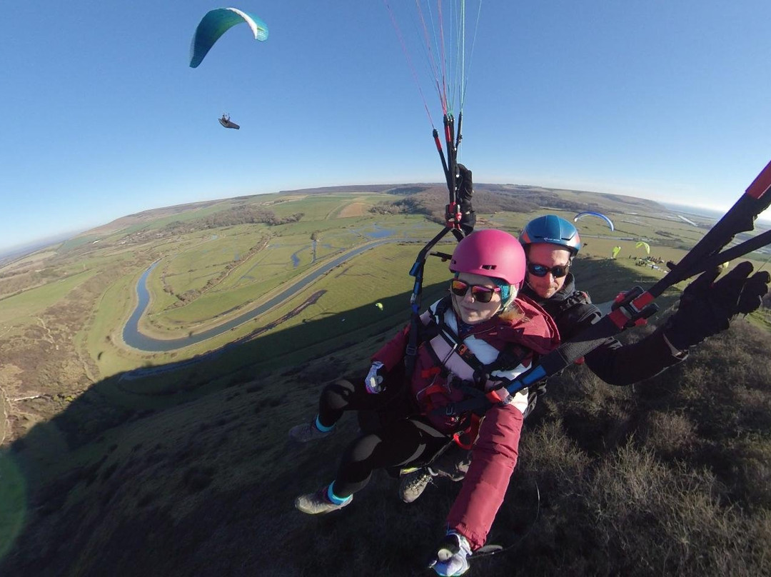 Mile High Paragliding-刘易斯必去景点