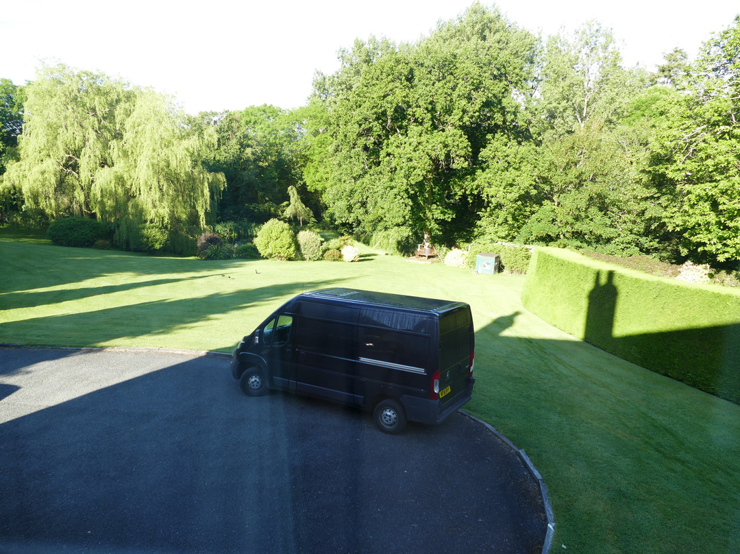 Windwhistle Farm主图