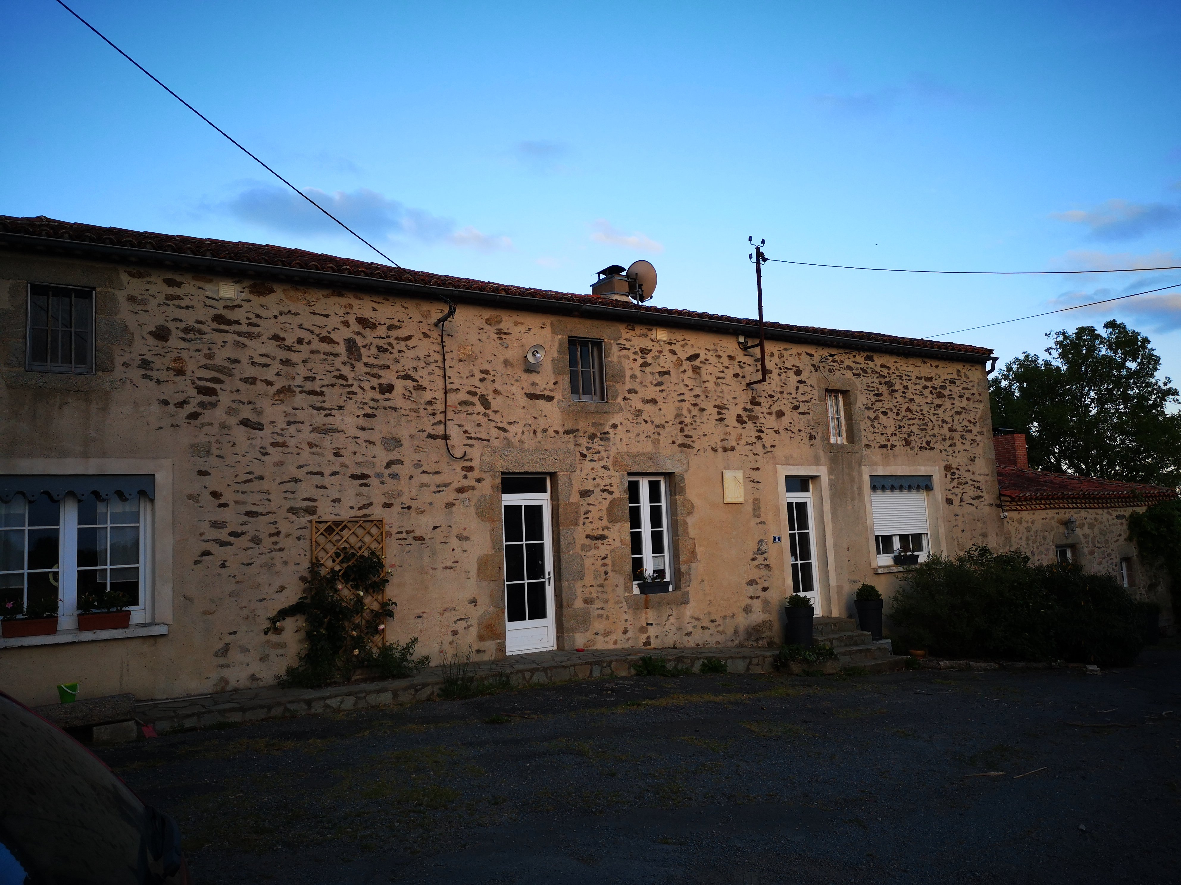 La Metairie du Bourg-官方