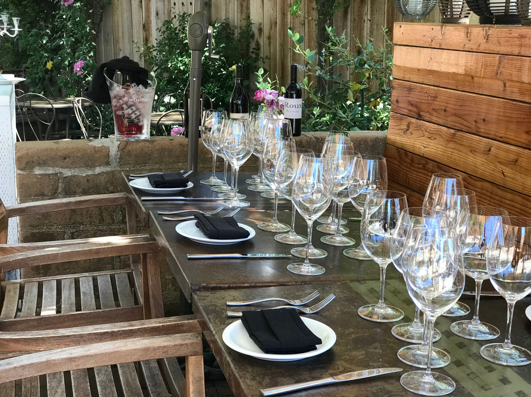 卡梅尔瓦利餐馆和美食-Roux