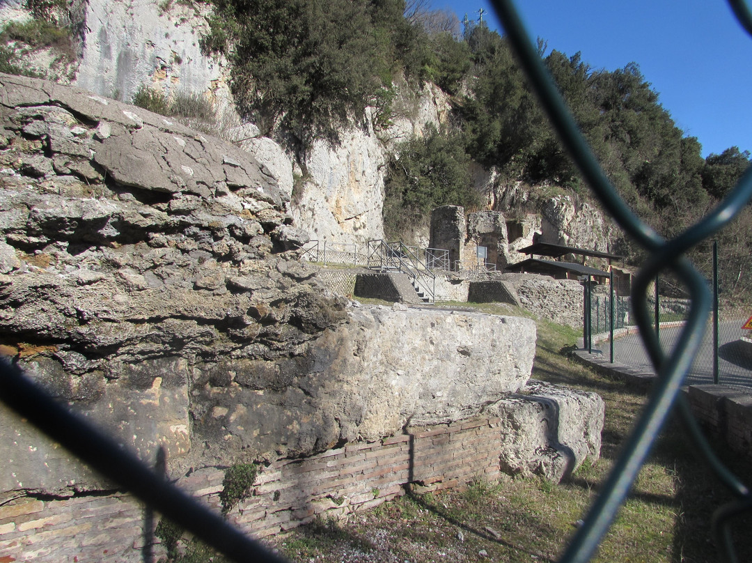 Arcinazzo Romano旅游景点-Villa di Nerone - Simbruina Stagna