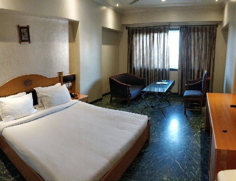 布里吉瓦斯皇家酒店主图