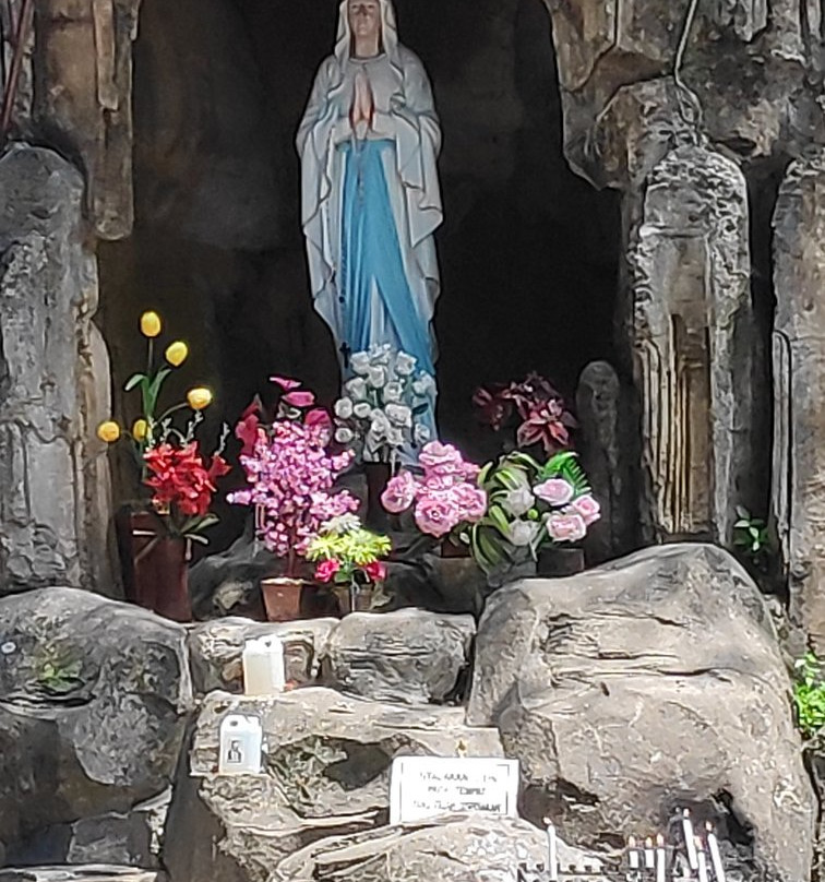 Gua Maria Marganingsih