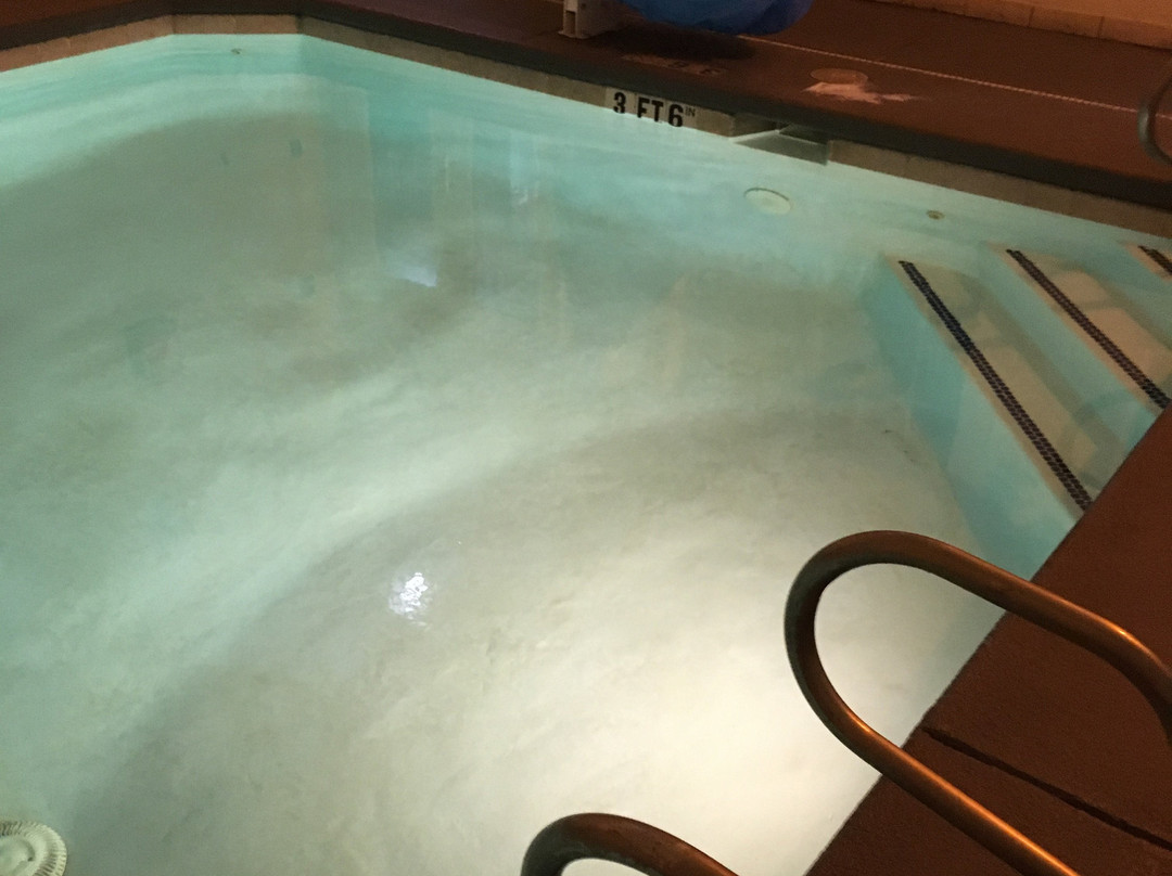 Sandia Peak Inn Old Town ABQ, a Howard Johnson by Wyndham主图