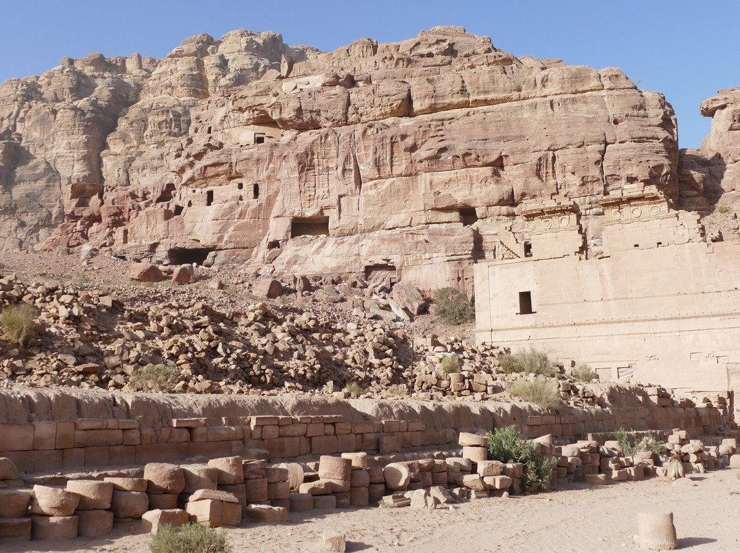 Temple of Dushares景点图片