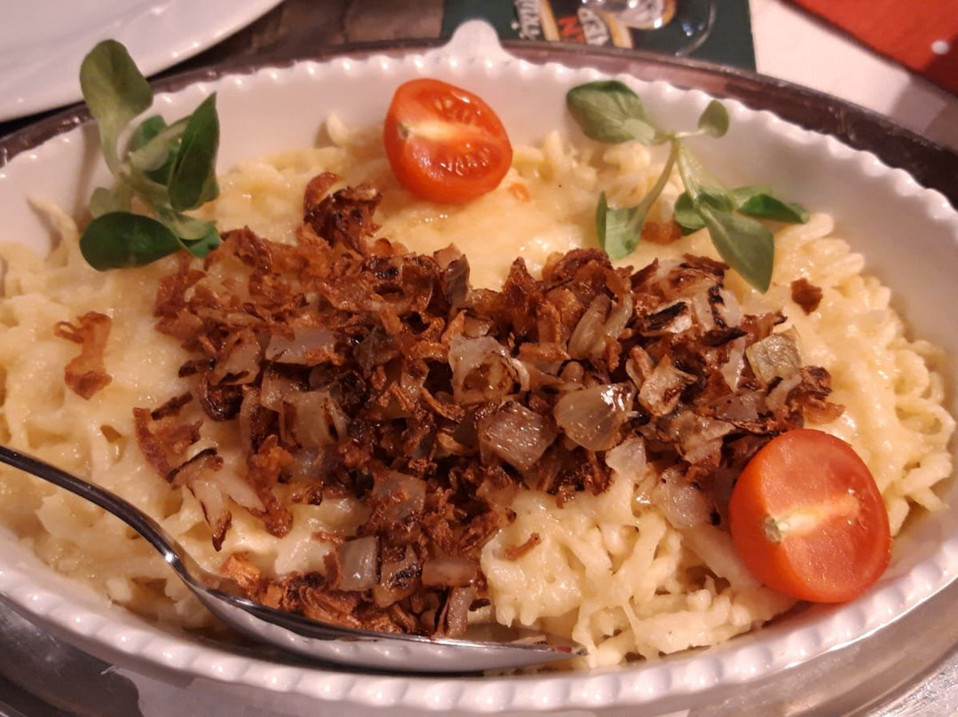 Goldener Hirsch主图