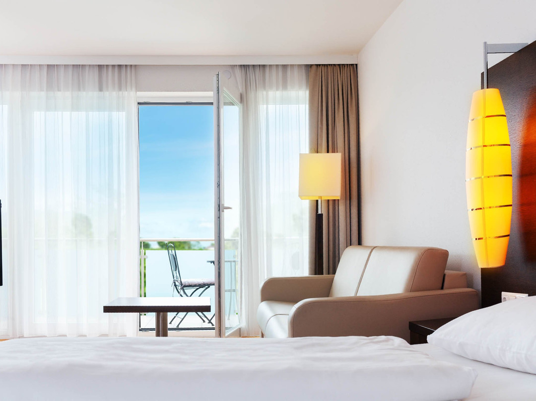 普兰顿沃特酒店主图