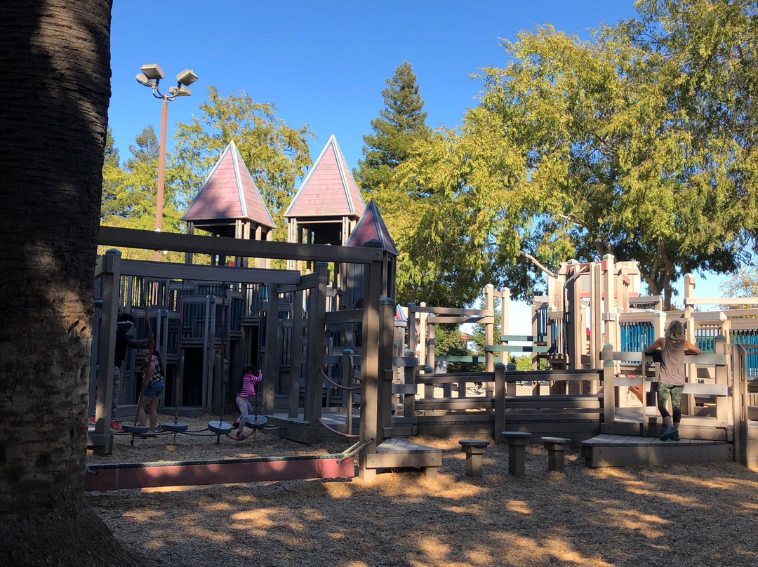 Andrews Park-瓦卡维尔必去景点