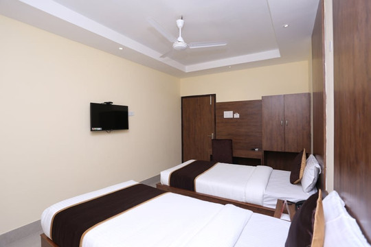 Treebo Trend Parnil Palace主图