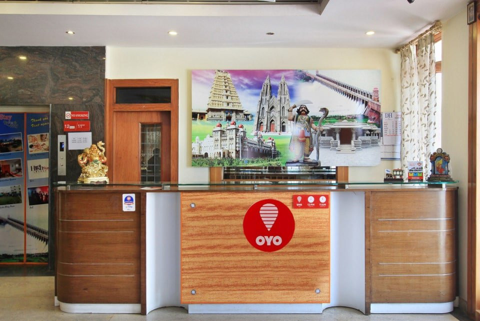 OYO 12051 Stay By the Way主图