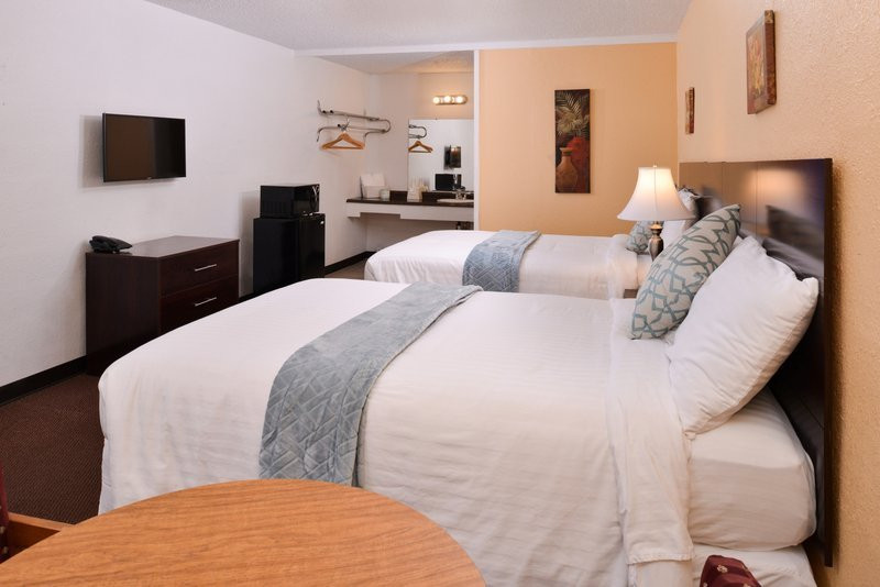 Red Carpet Inn Battleboro主图