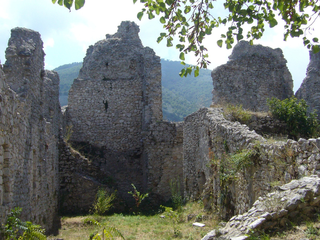 Castello di Roccaguglielma-Esperia必去景点