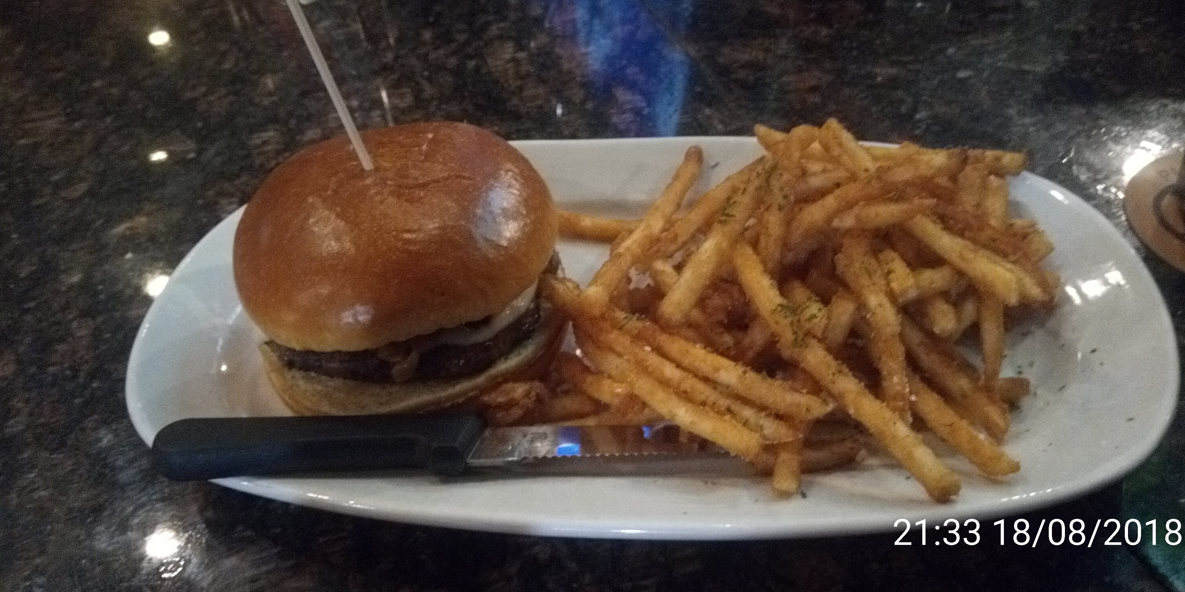 Comfort Inn & Suites Plattsburgh - Morrisonville-餐饮
