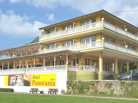 Enkirch酒店住宿-Panorama Hotel & Restaurant