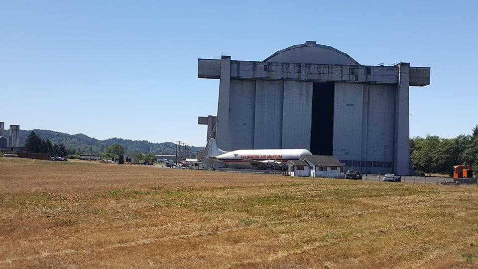 Tillamook Air Museum景点图片