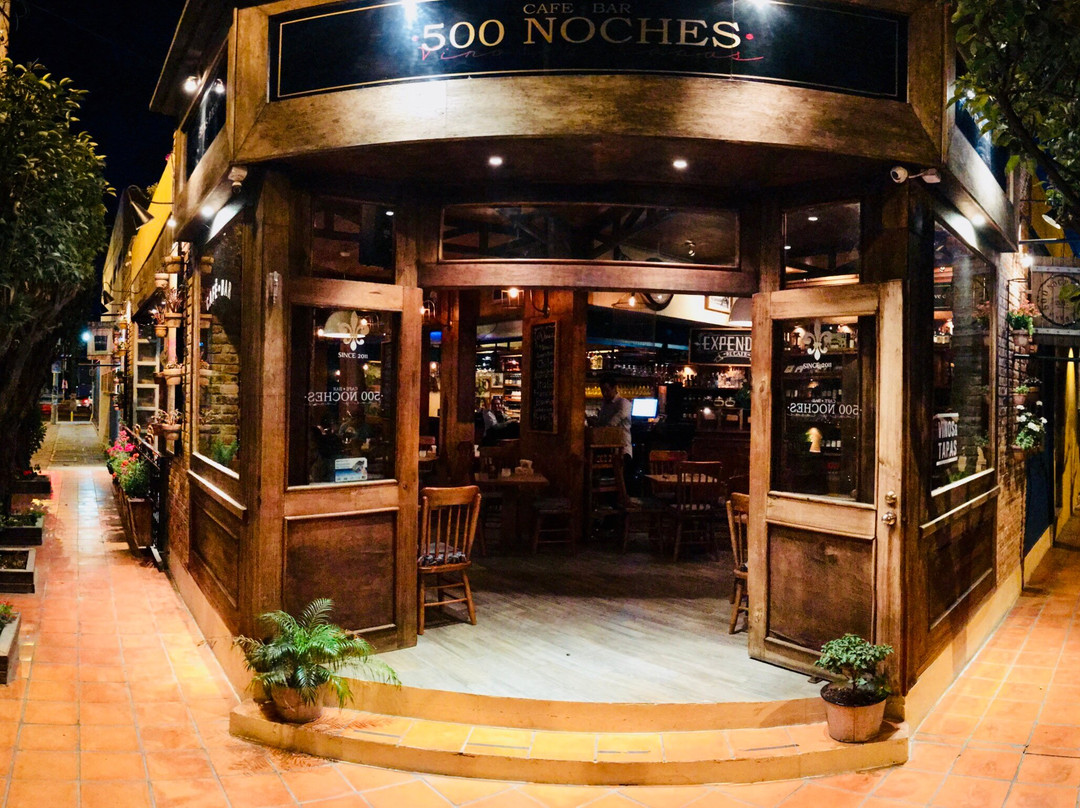 Celaya餐馆和美食-Café Bar 500 Noches