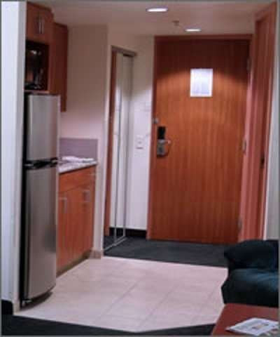 Garden Place Suites主图