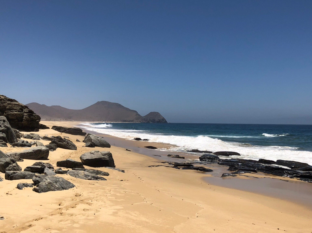 Playa La Cachora-托多斯桑托斯必去景点