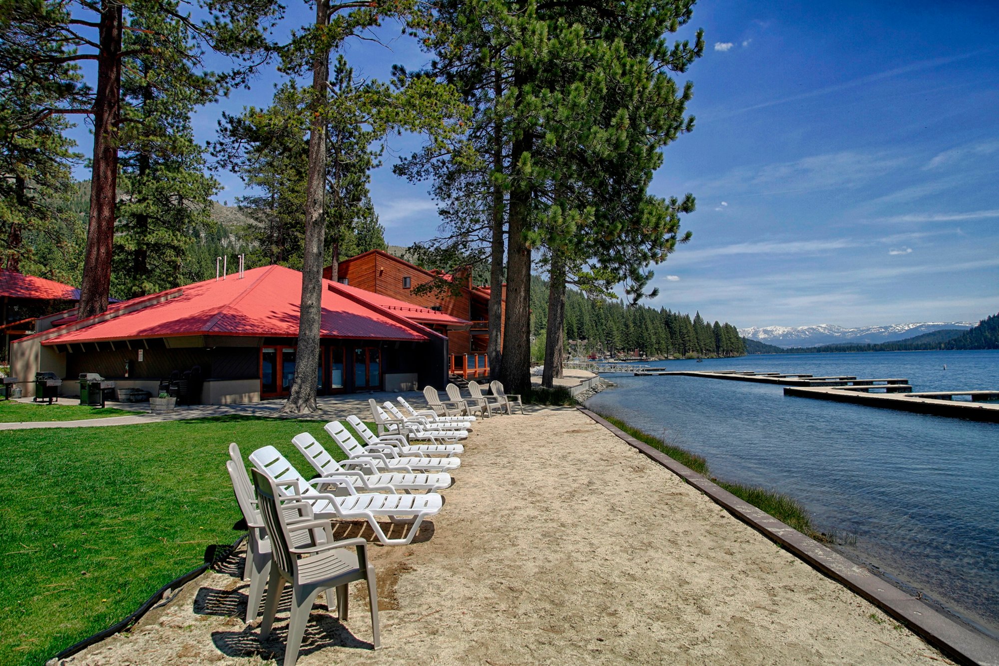 Donner Lake Village-官方