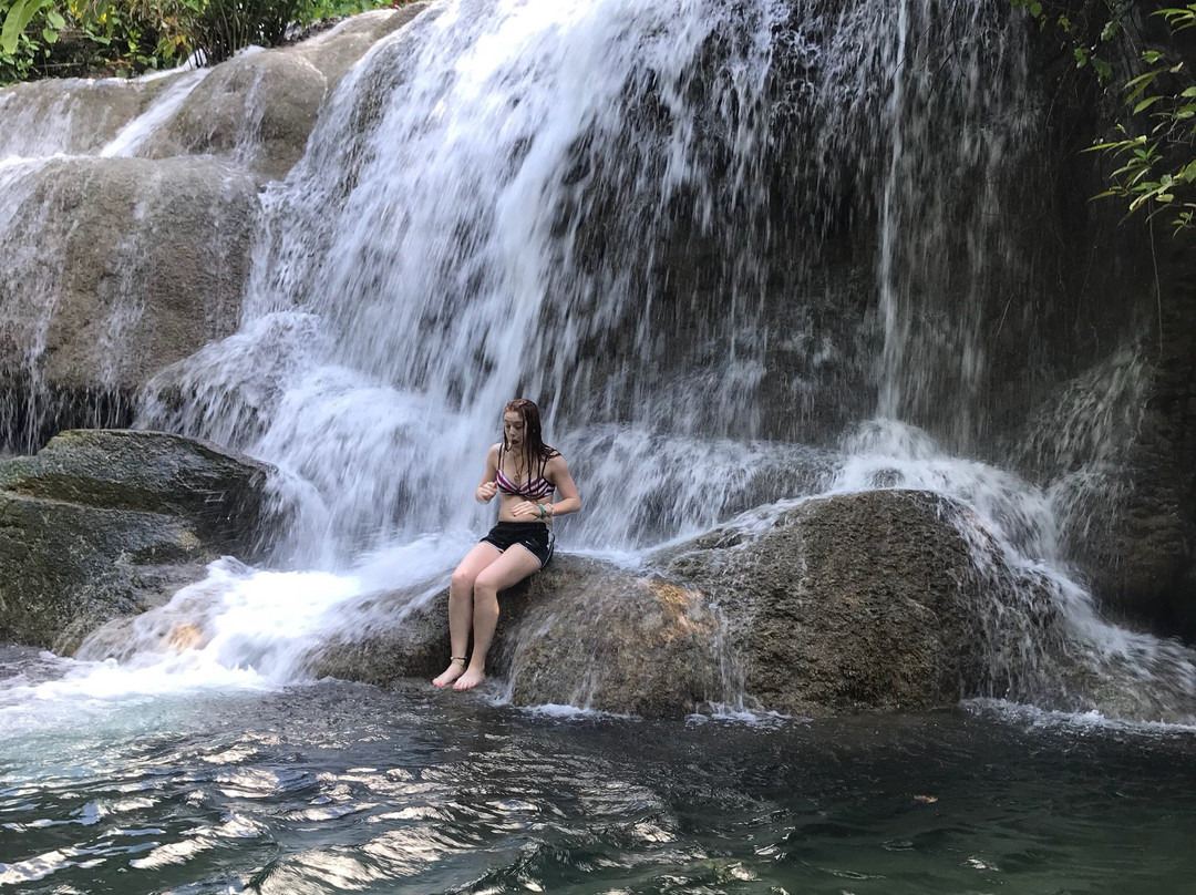 Tuffuntari Waterfall-Vanuatu, Espiritu Santo, Hog Harbour必去景点