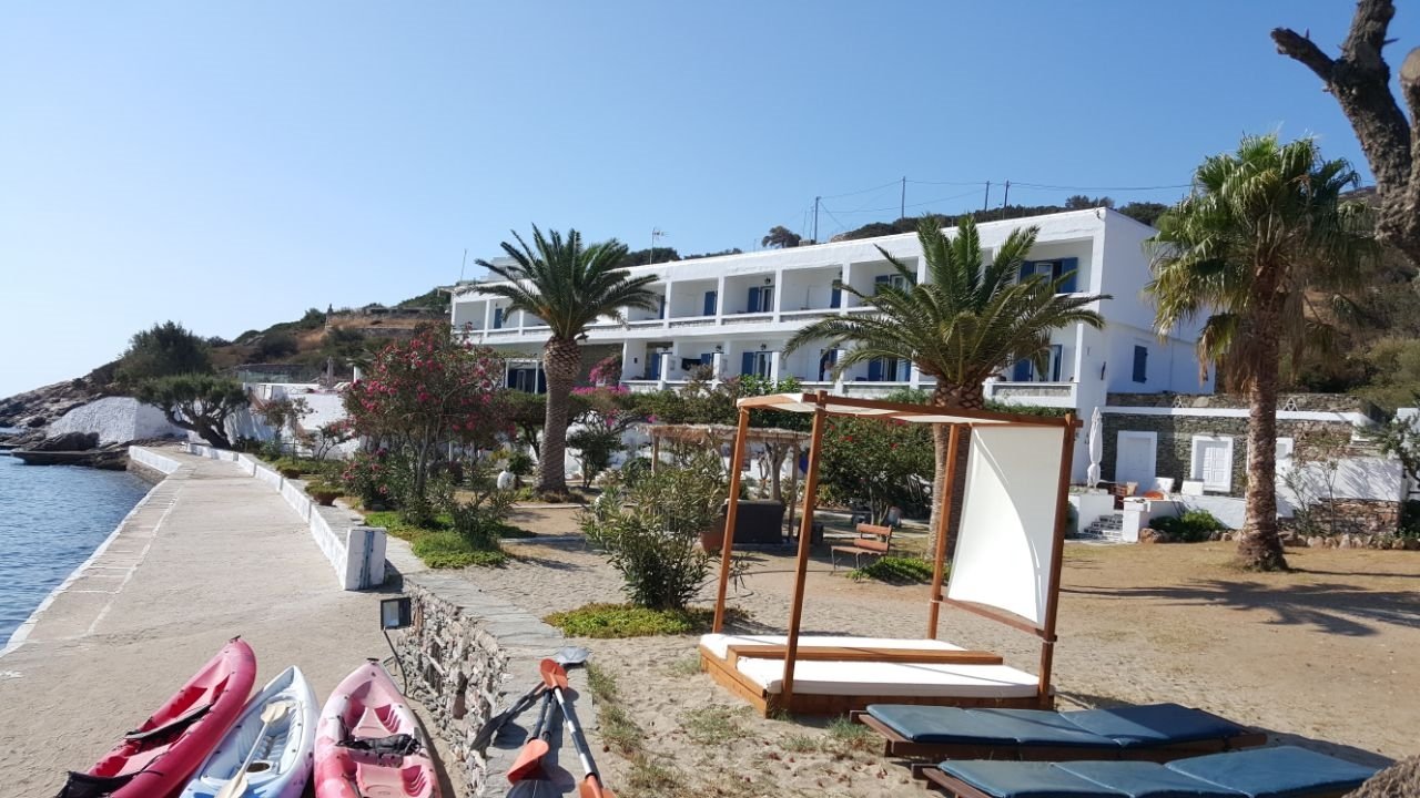Hotel Platys Gialos-浴室