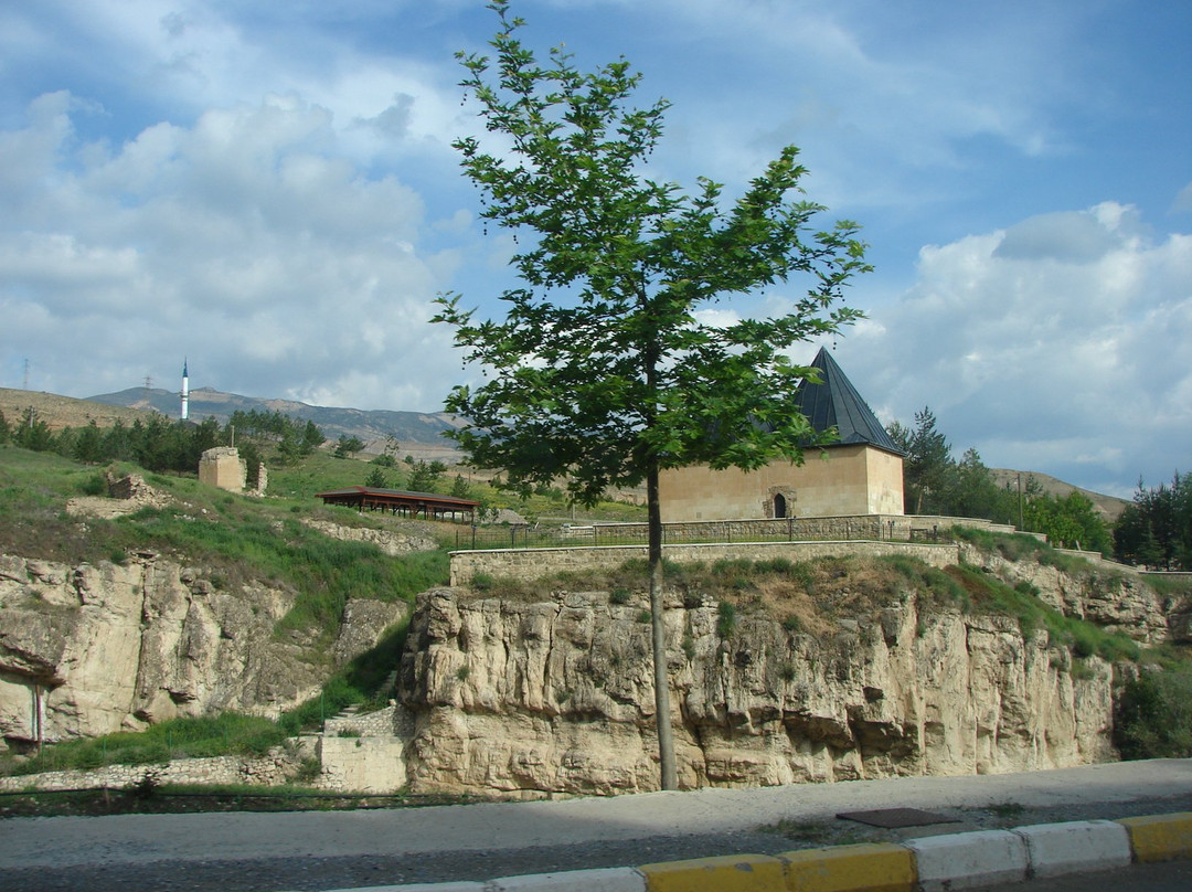 Sultan Melik Turbesi-Erzincan必去景点