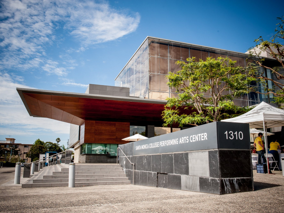 The Broad Stage-圣莫尼卡必去景点