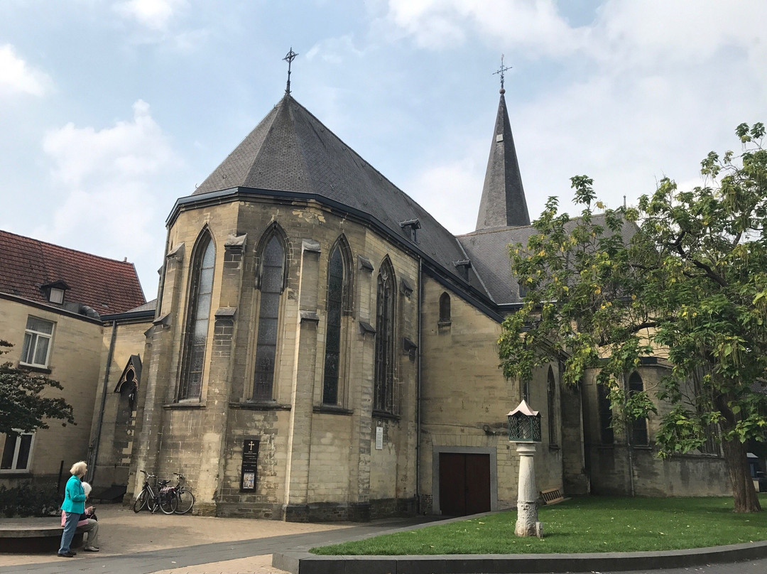 Oude Kerk H.H. Nicolaas en Barbarakerk-法肯堡必去景点