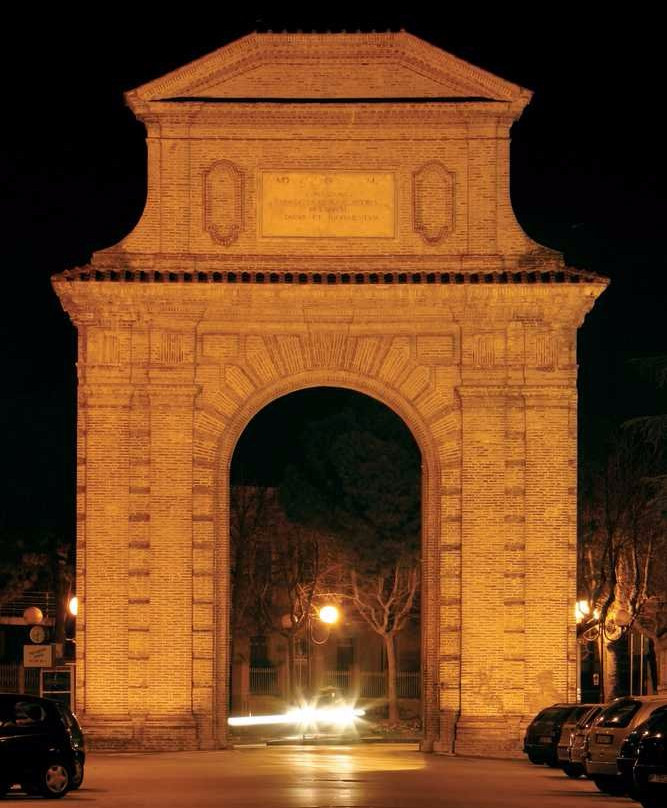 Arco Clementino di Jesi景点图片