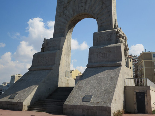 Monument Aux Morts Des Orients-马赛必去景点