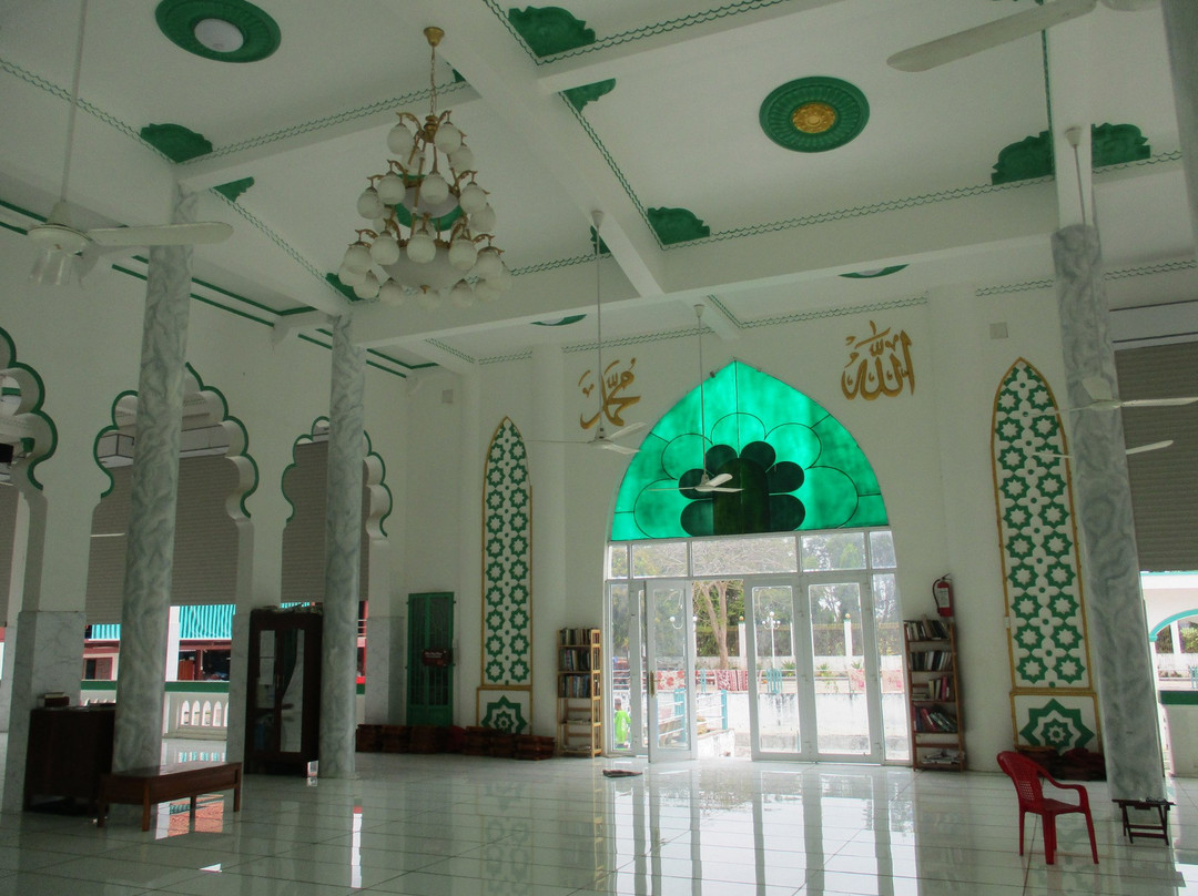 Mosque Jamiul Azhar-朱笃必去景点