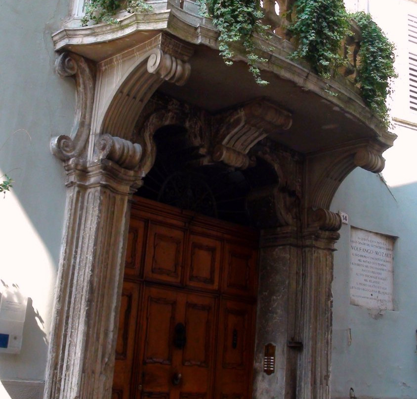 Palazzo Todeschi-Micheli景点图片