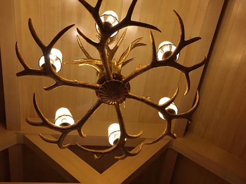 西岭雪山斯堪的纳度假酒店主图