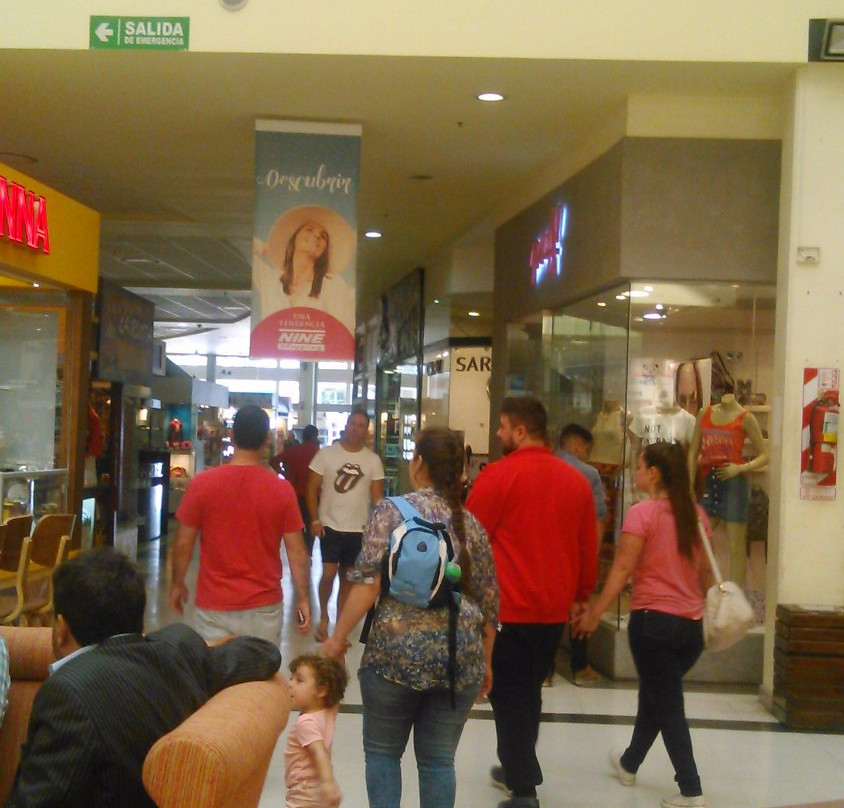 Nine Shopping景点图片